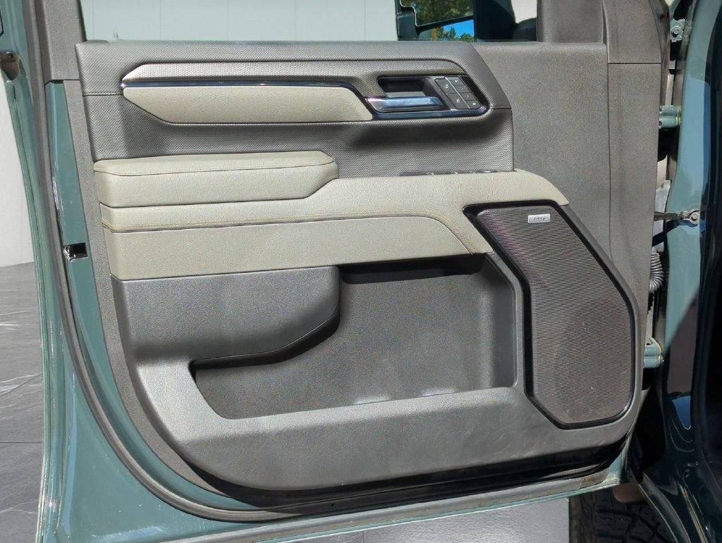2025 Chevrolet Silverado 2500HD ZR2 - Photo 23