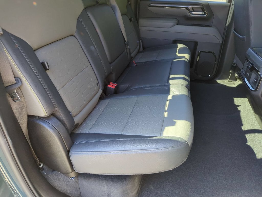 2025 Chevrolet Silverado 2500HD ZR2 - Photo 27