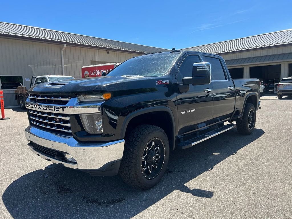 2020 Chevrolet Silverado HD LTZ 4WD Crew Cab Standard Box SRW's photo