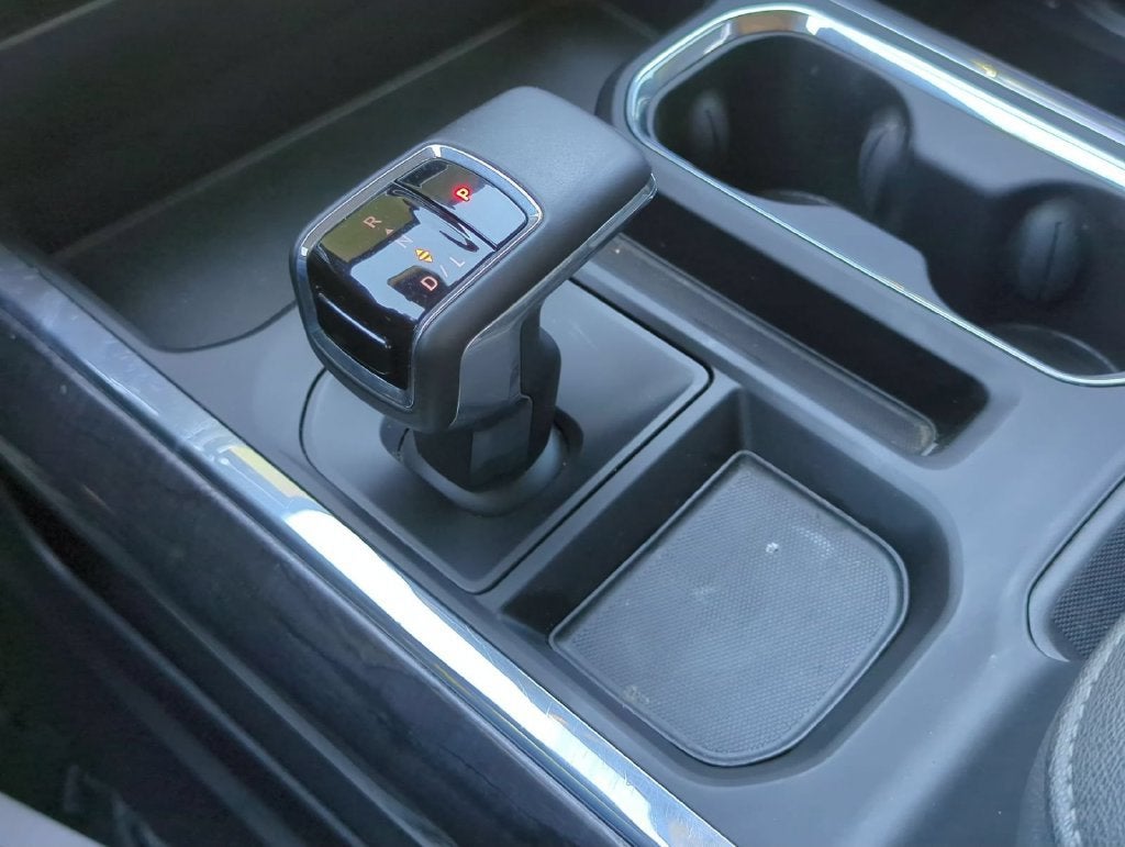 2025 Chevrolet Silverado 1500 LTZ - Photo 16