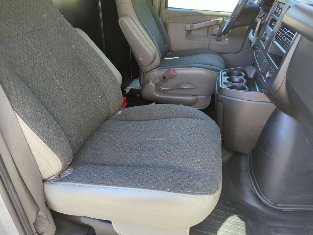2025 Chevrolet Express Cargo Work Van - Photo 21