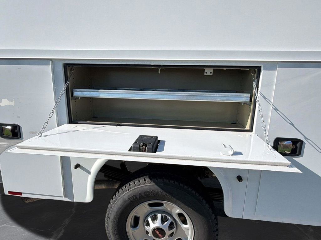 2024 GMC Sierra 2500 HD Pro