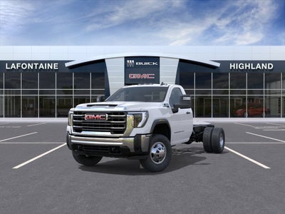 2026 GMC Sierra 3500 HD Chassis Cab Pro
