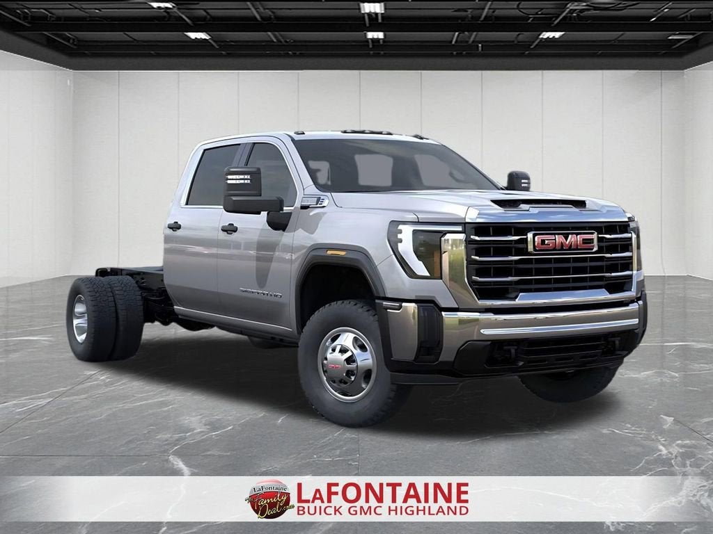 2026 GMC Sierra 3500 HD Chassis Cab Pro