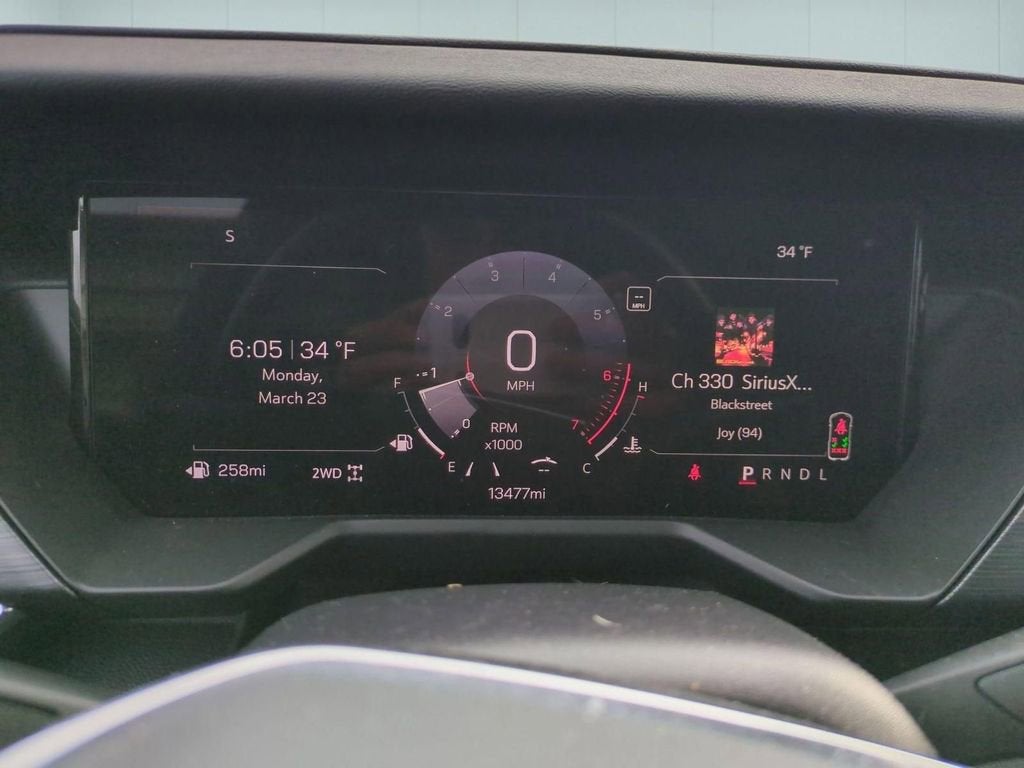 2024 GMC Acadia Elevation