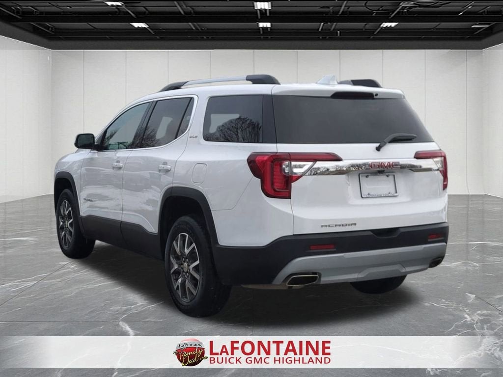 2023 GMC Acadia SLE