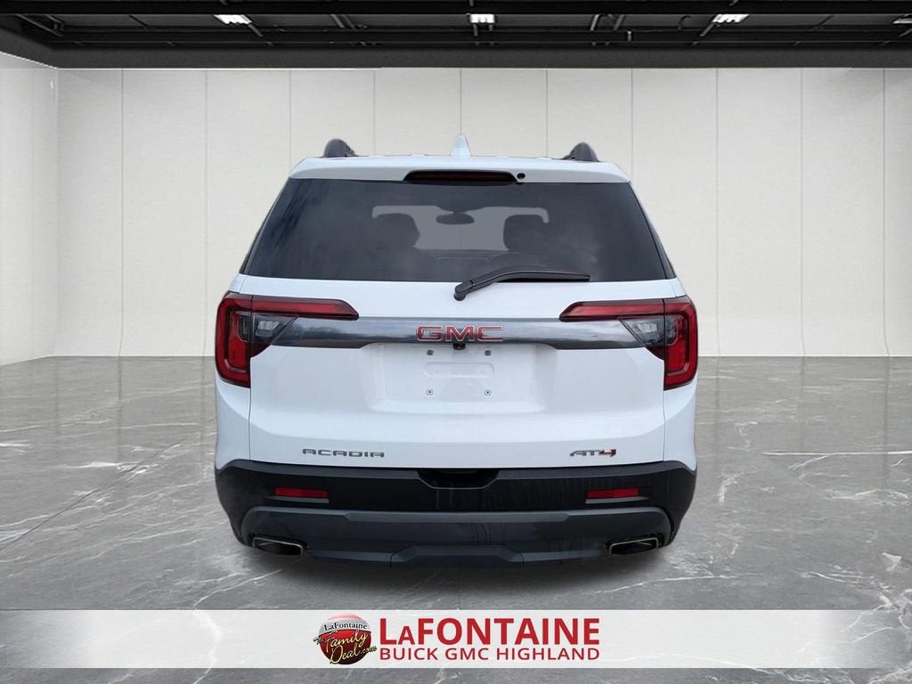 2023 GMC Acadia AT4