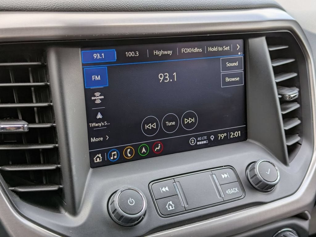 2023 GMC Acadia AT4