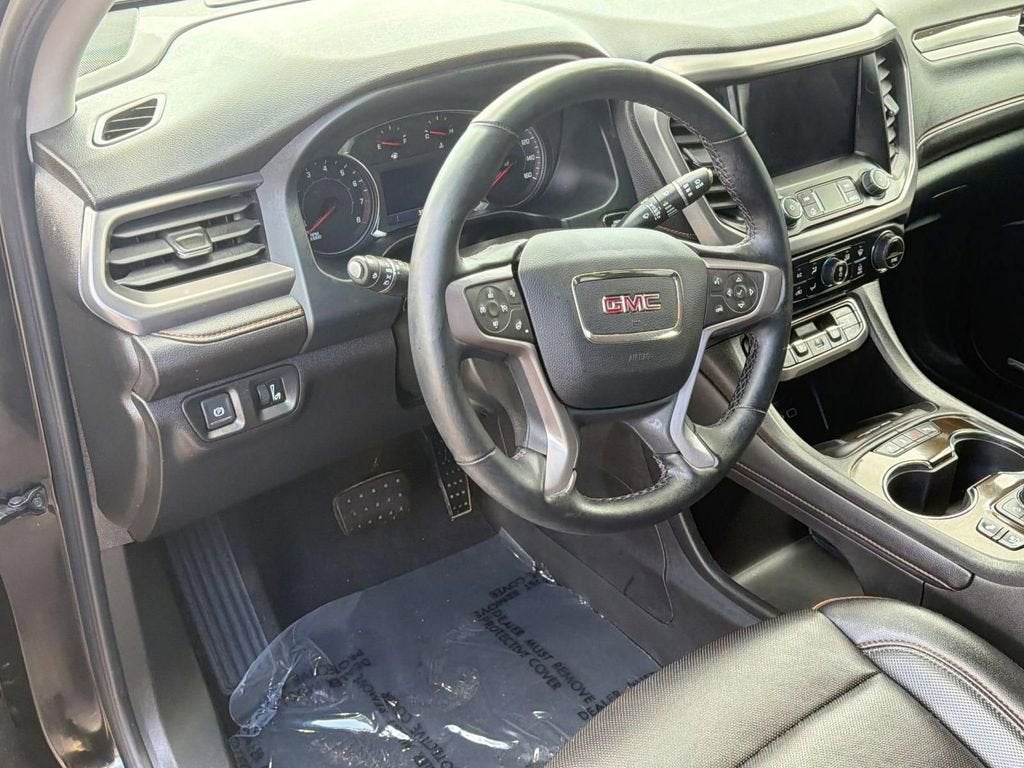 2023 GMC Acadia AT4