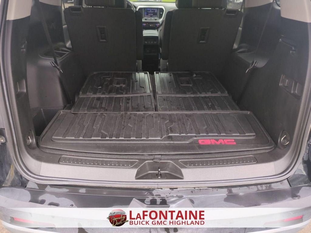 2023 GMC Acadia SLE