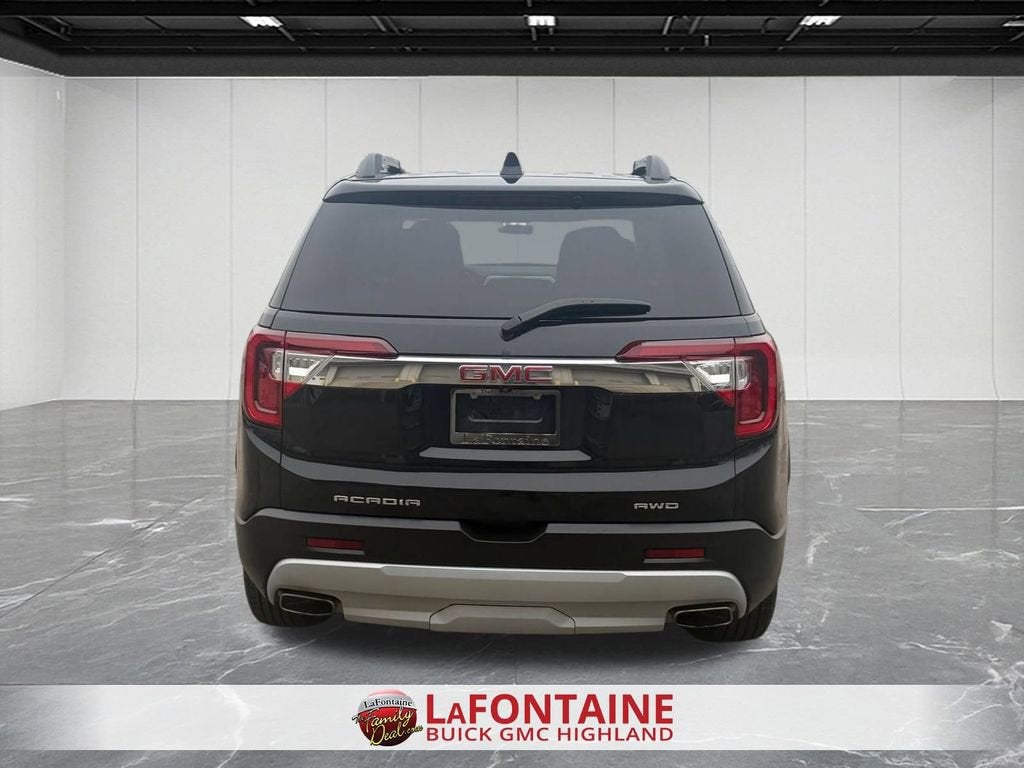 2023 GMC Acadia SLT
