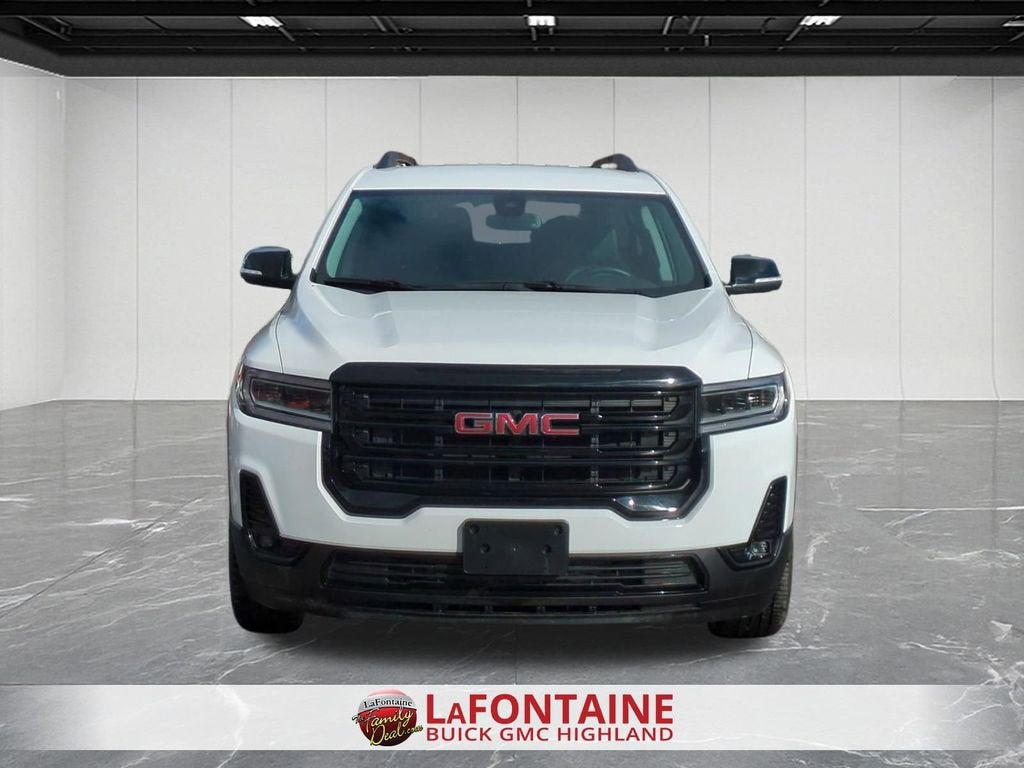 2023 GMC Acadia SLT