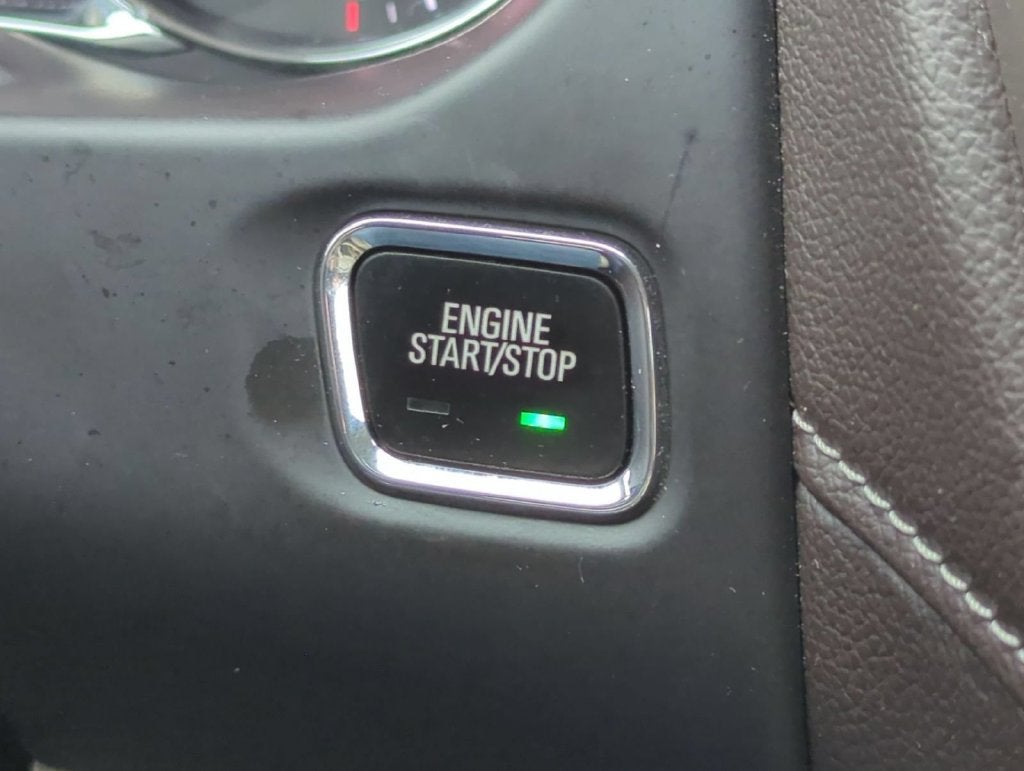 2018 GMC Acadia Denali - Photo 17