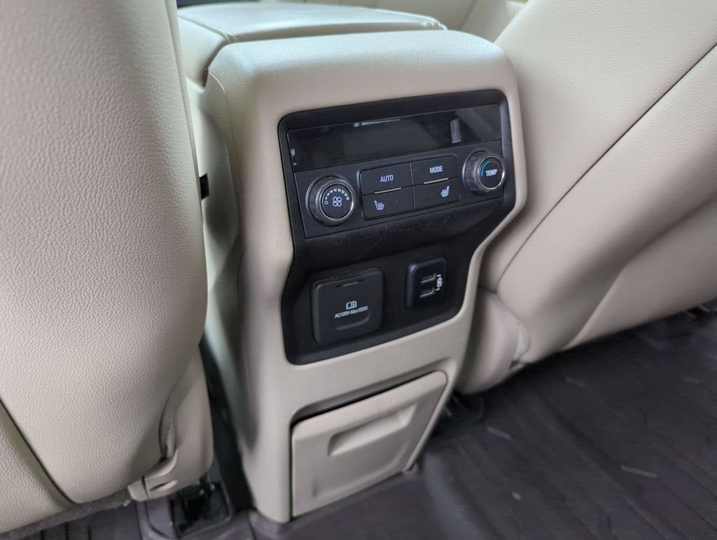 2018 GMC Acadia Denali - Photo 21