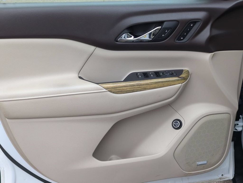 2018 GMC Acadia Denali - Photo 22