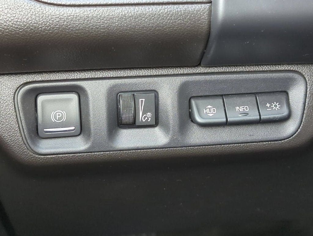 2022 GMC Acadia Denali - Photo 17