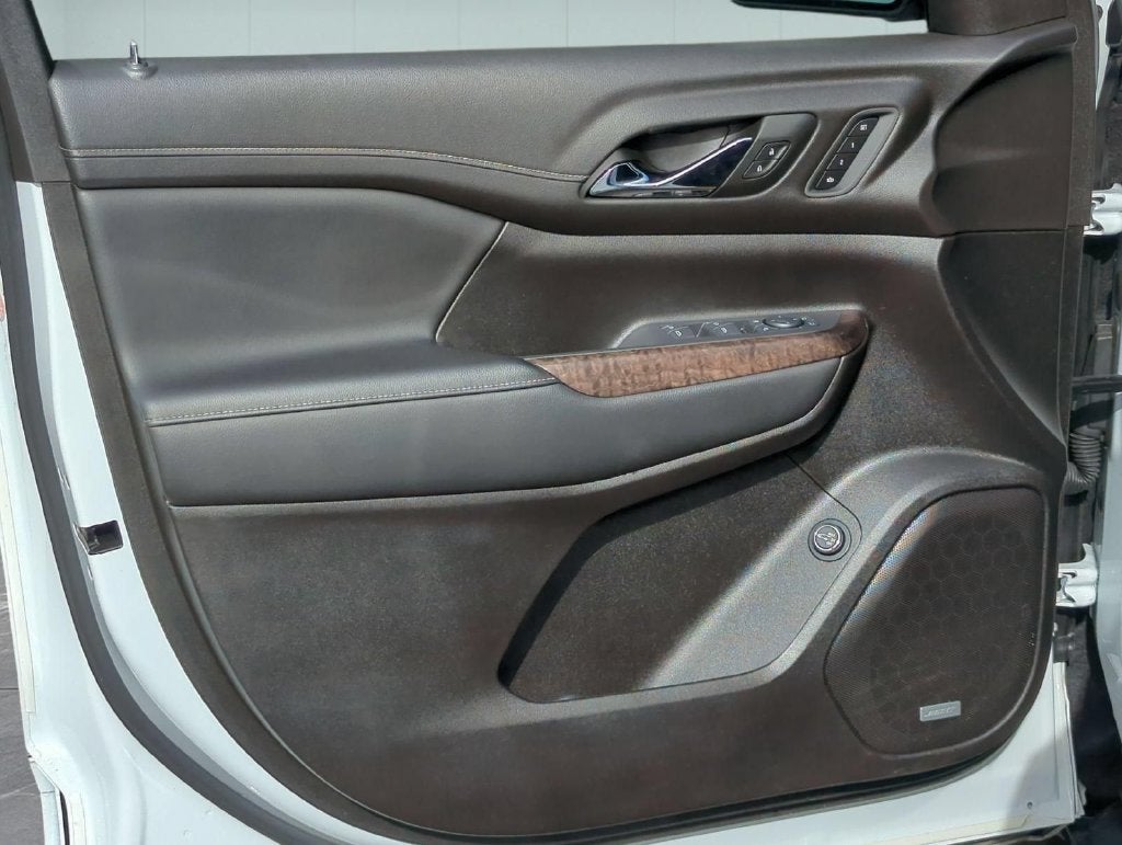 2022 GMC Acadia Denali - Photo 22