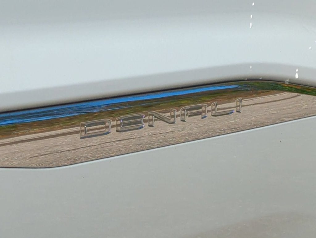 2022 GMC Acadia Denali - Photo 32