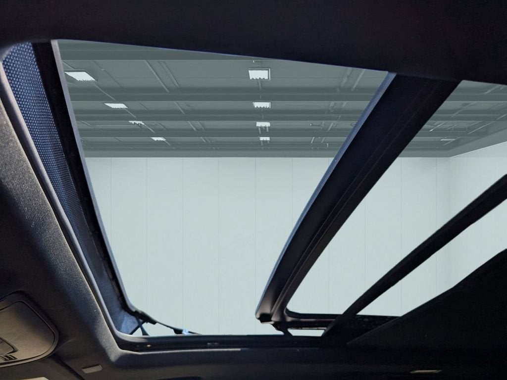 2023 GMC Yukon AT4 - Photo 19