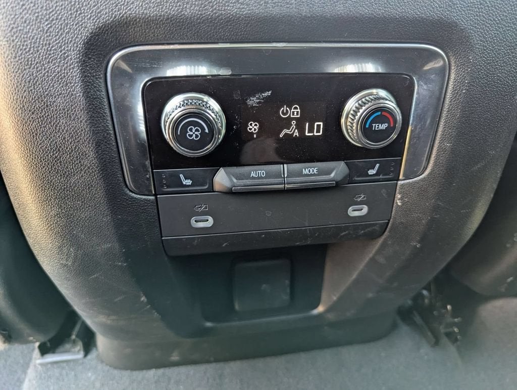 2023 GMC Yukon AT4 - Photo 22