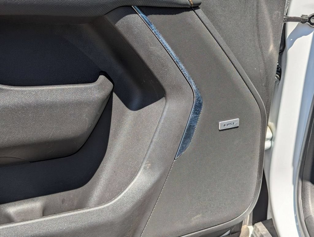 2023 GMC Yukon AT4 - Photo 25