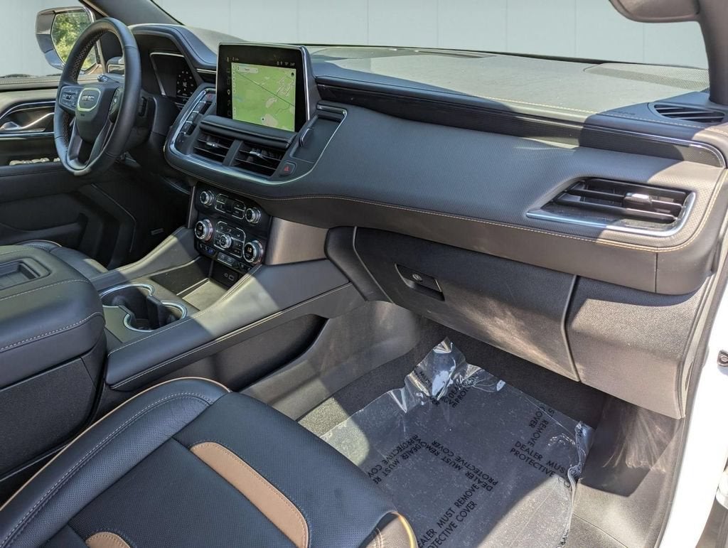2023 GMC Yukon AT4 - Photo 30