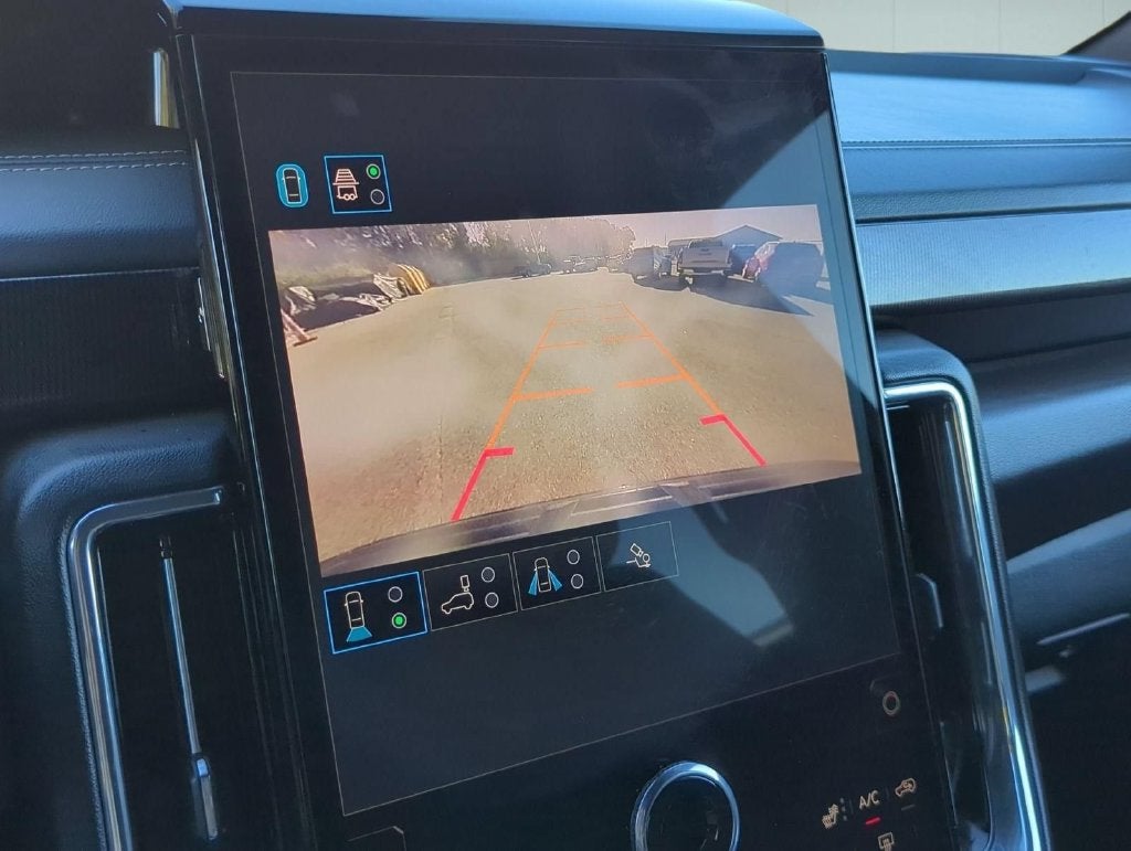 2025 GMC Yukon XL Elevation - Photo 15