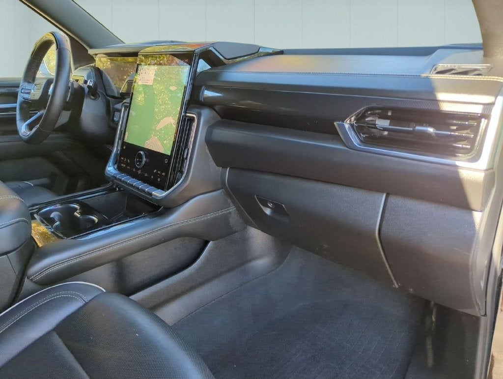 2025 GMC Yukon XL Elevation - Photo 29