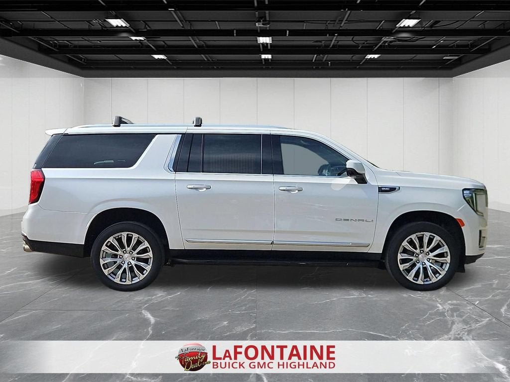 2023 GMC Yukon XL Denali