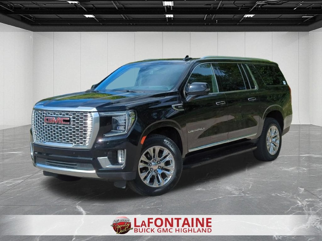 2021 GMC Yukon XL Denali - Photo 1