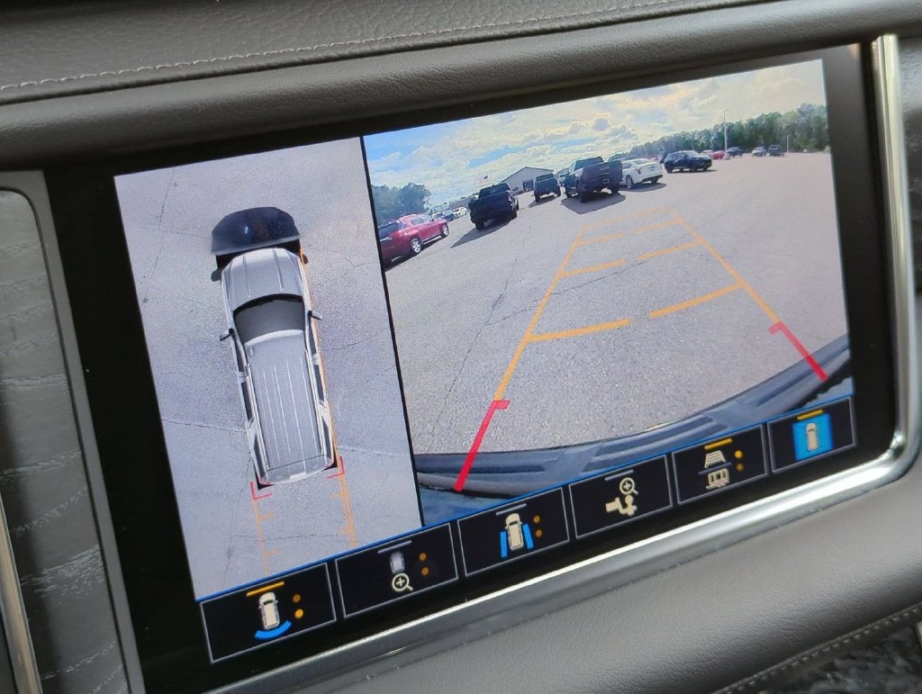 2021 GMC Yukon XL Denali - Photo 15
