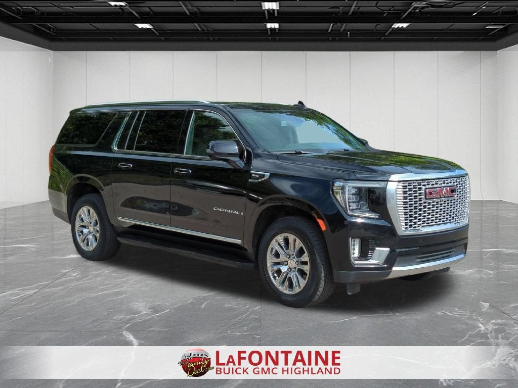 2021 GMC Yukon XL Denali - Photo 2