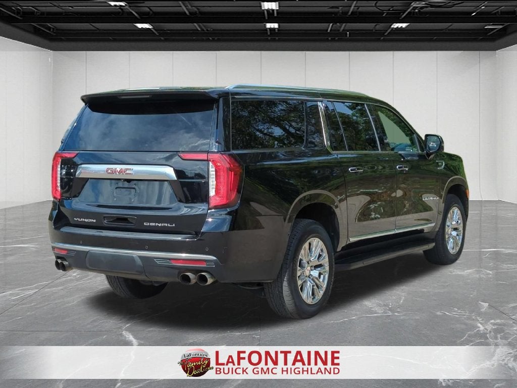 2021 GMC Yukon XL Denali - Photo 8