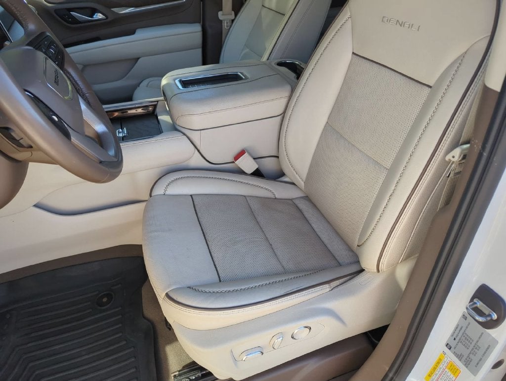 2023 GMC Yukon XL Denali - Photo 19