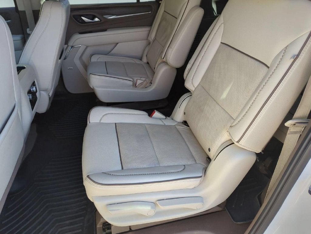 2023 GMC Yukon XL Denali - Photo 25