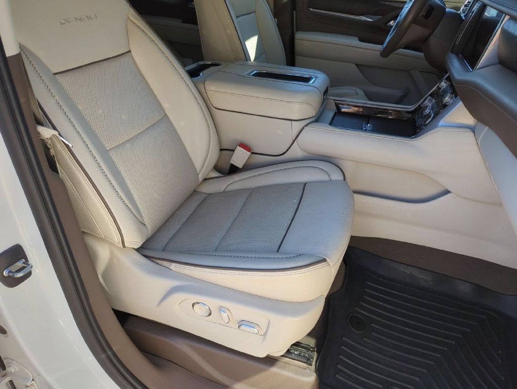 2023 GMC Yukon XL Denali - Photo 28