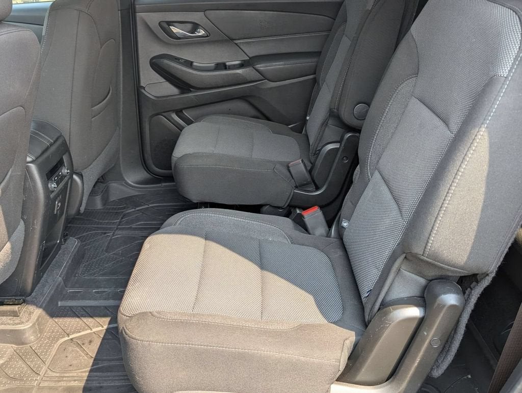 2023 Chevrolet Traverse 1LT - Photo 24