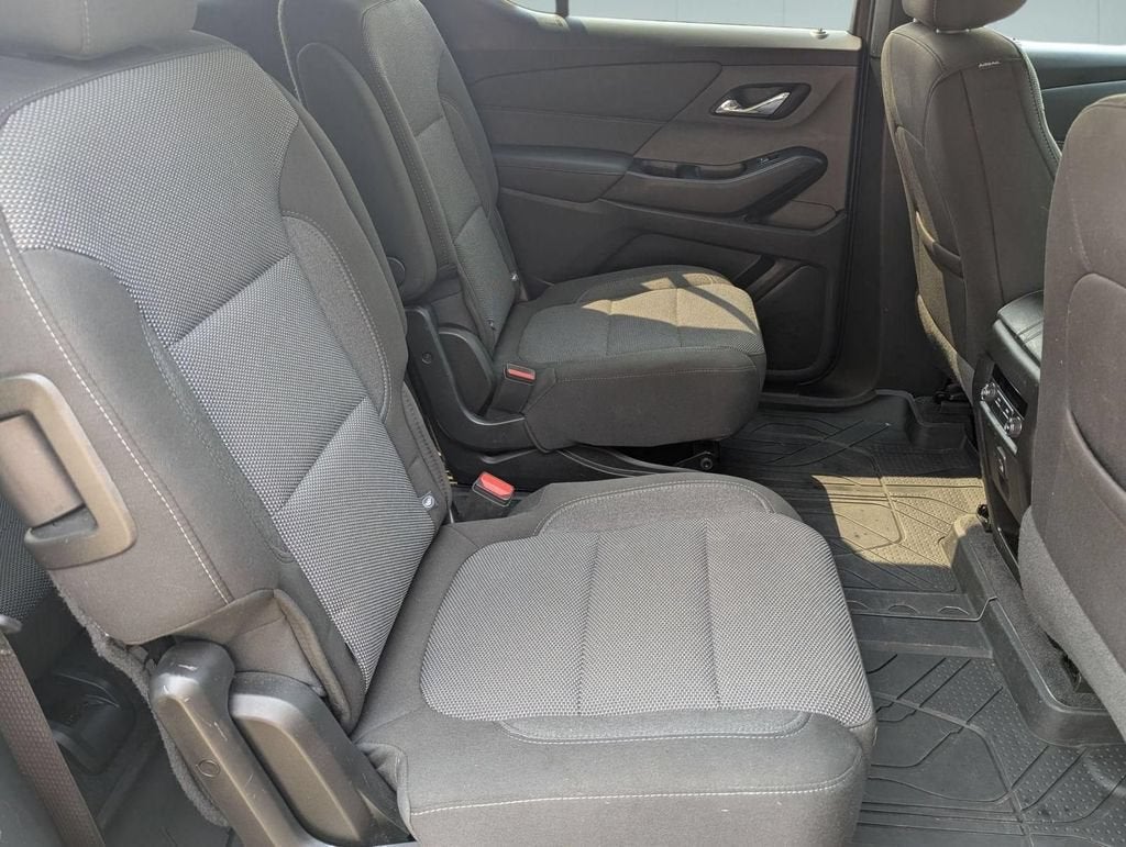 2023 Chevrolet Traverse 1LT - Photo 26