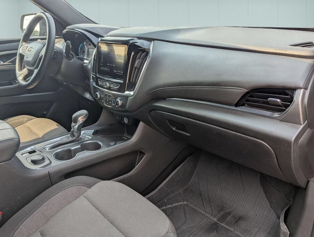 2023 Chevrolet Traverse 1LT - Photo 28