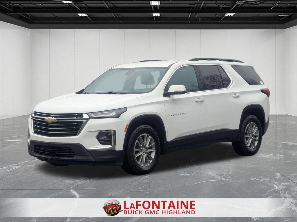 2023 Chevrolet Traverse LT Cloth