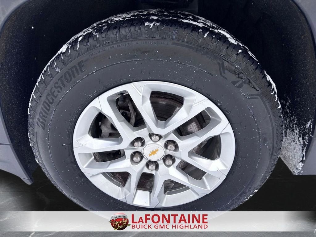 2023 Chevrolet Traverse LS