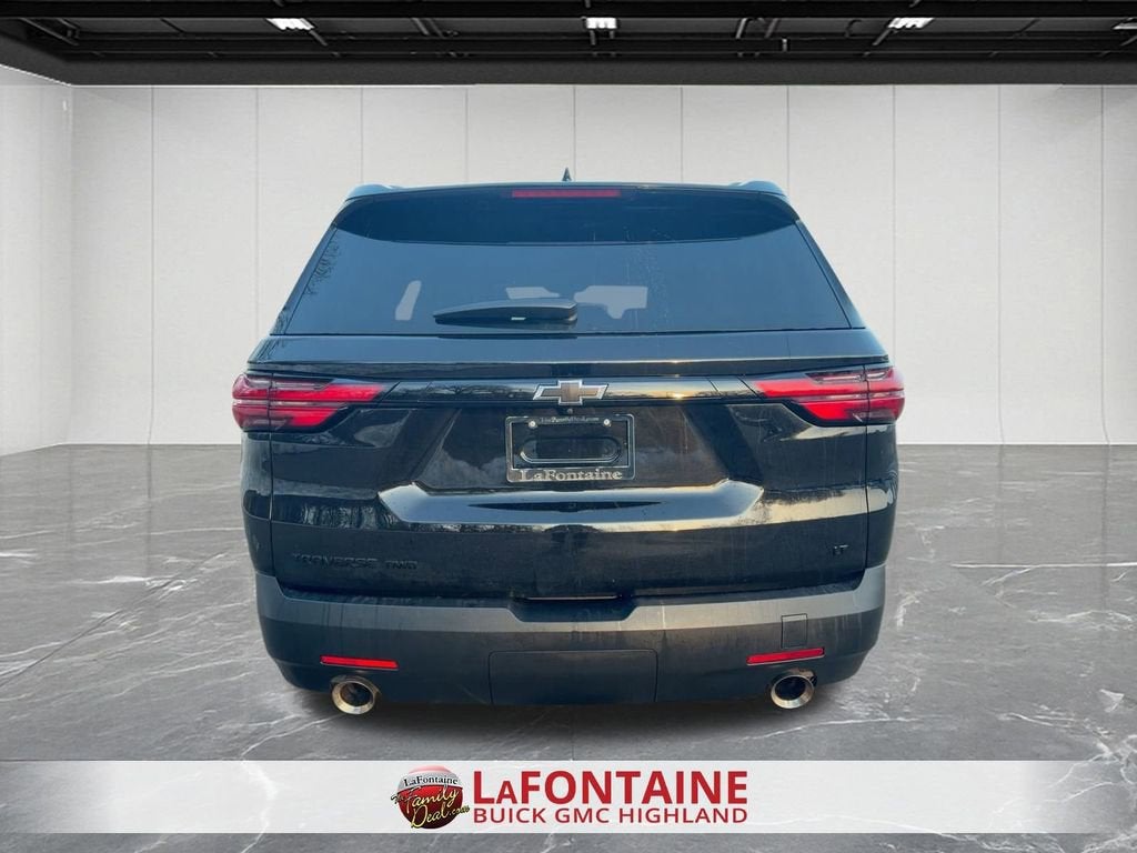 2023 Chevrolet Traverse LT Leather