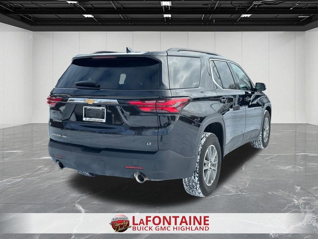 2023 Chevrolet Traverse LT Leather