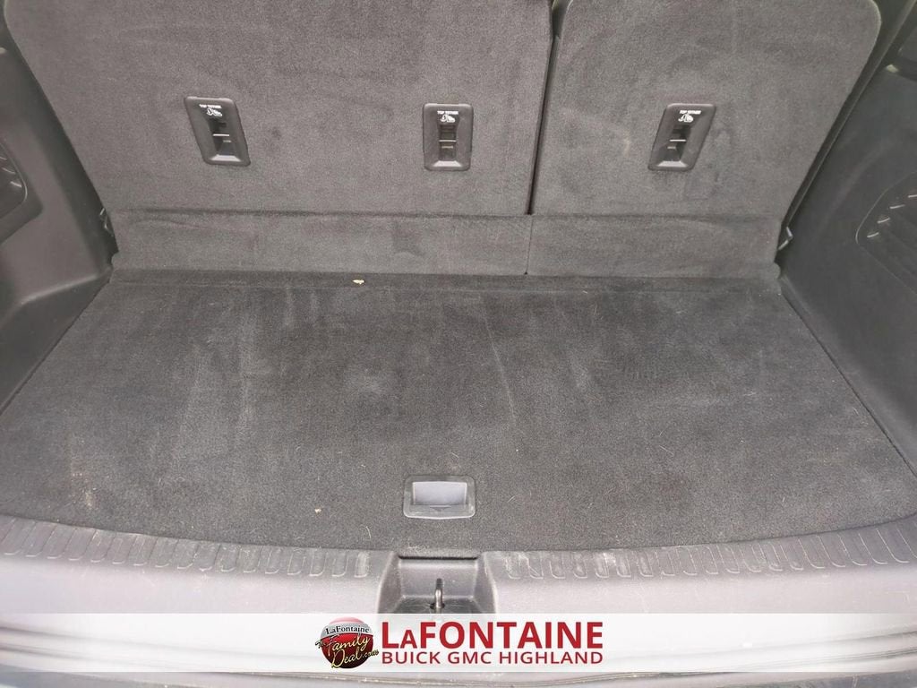 2025 Chevrolet Traverse RS