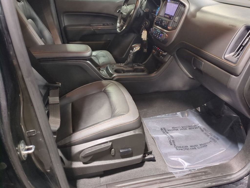 2022 GMC Canyon AT4 - Leather