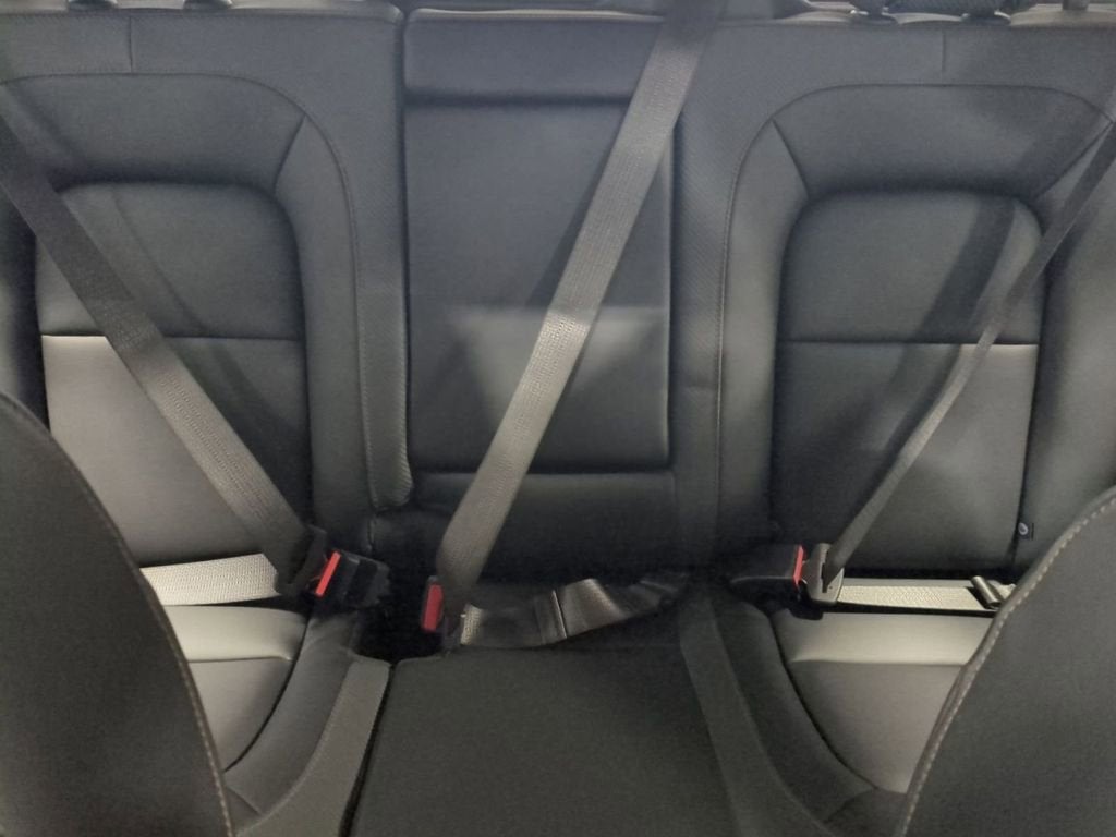 2022 GMC Canyon AT4 - Leather