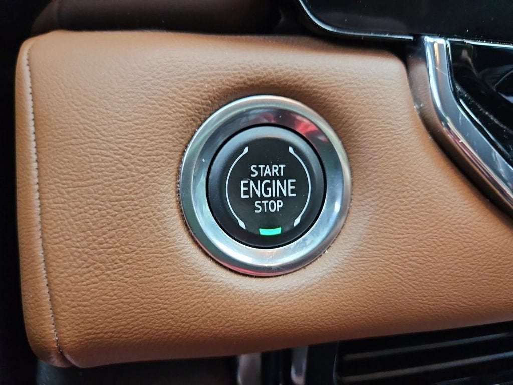 2023 GMC Canyon AT4 - Photo 17