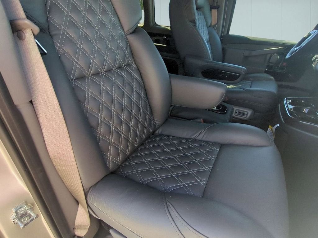 2025 GMC Savana Cargo Work Van