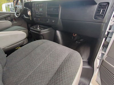 2023 GMC Savana Cargo 2500 Work Van