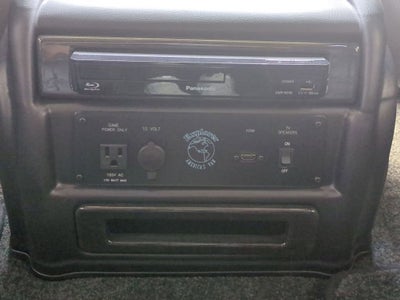 2025 GMC Savana Cargo 2500 Work Van